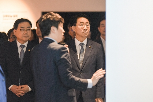 기획전시 '기후의 장면들' 개막식 행사 사진 11
