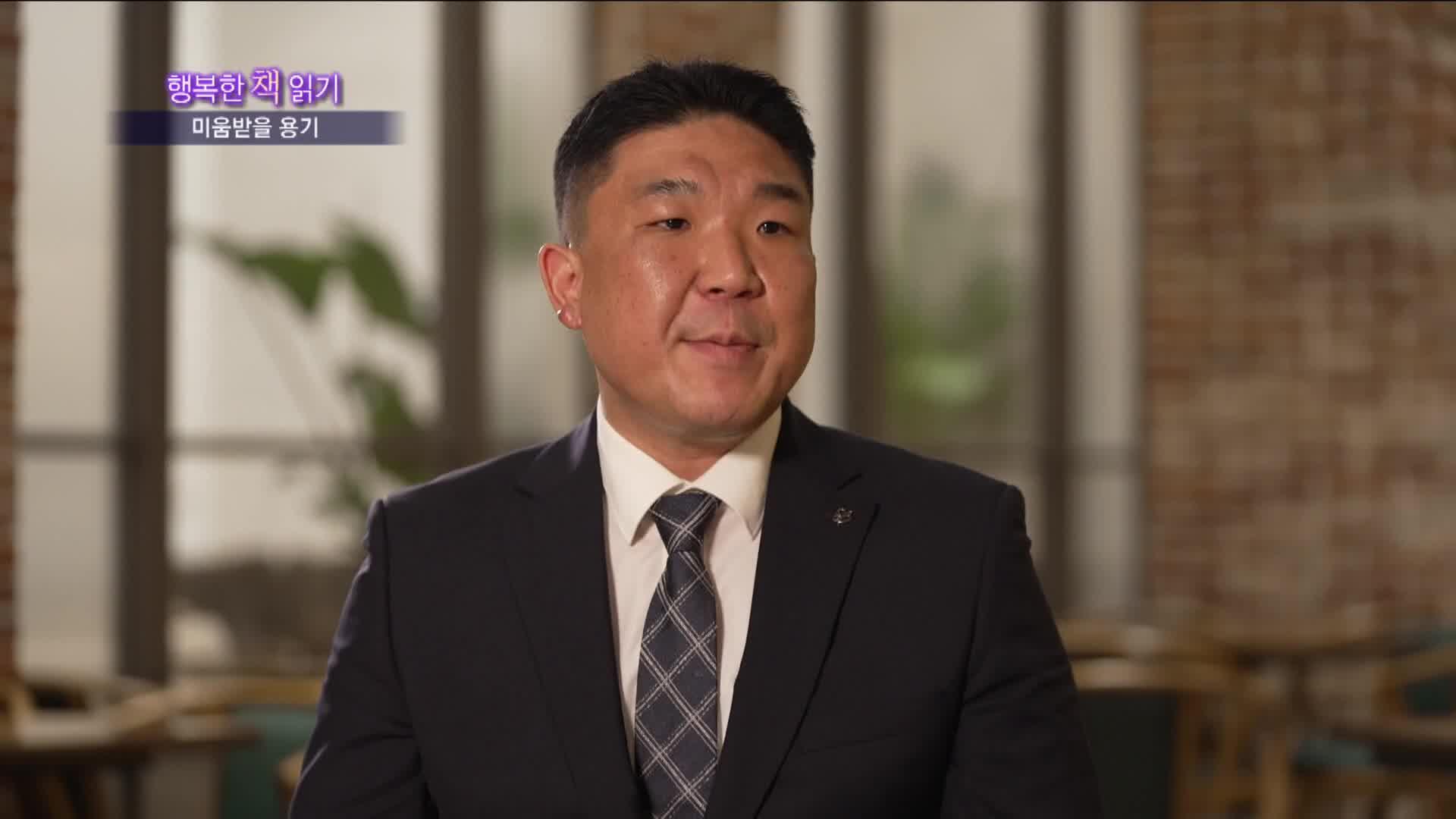 동영상 포스터